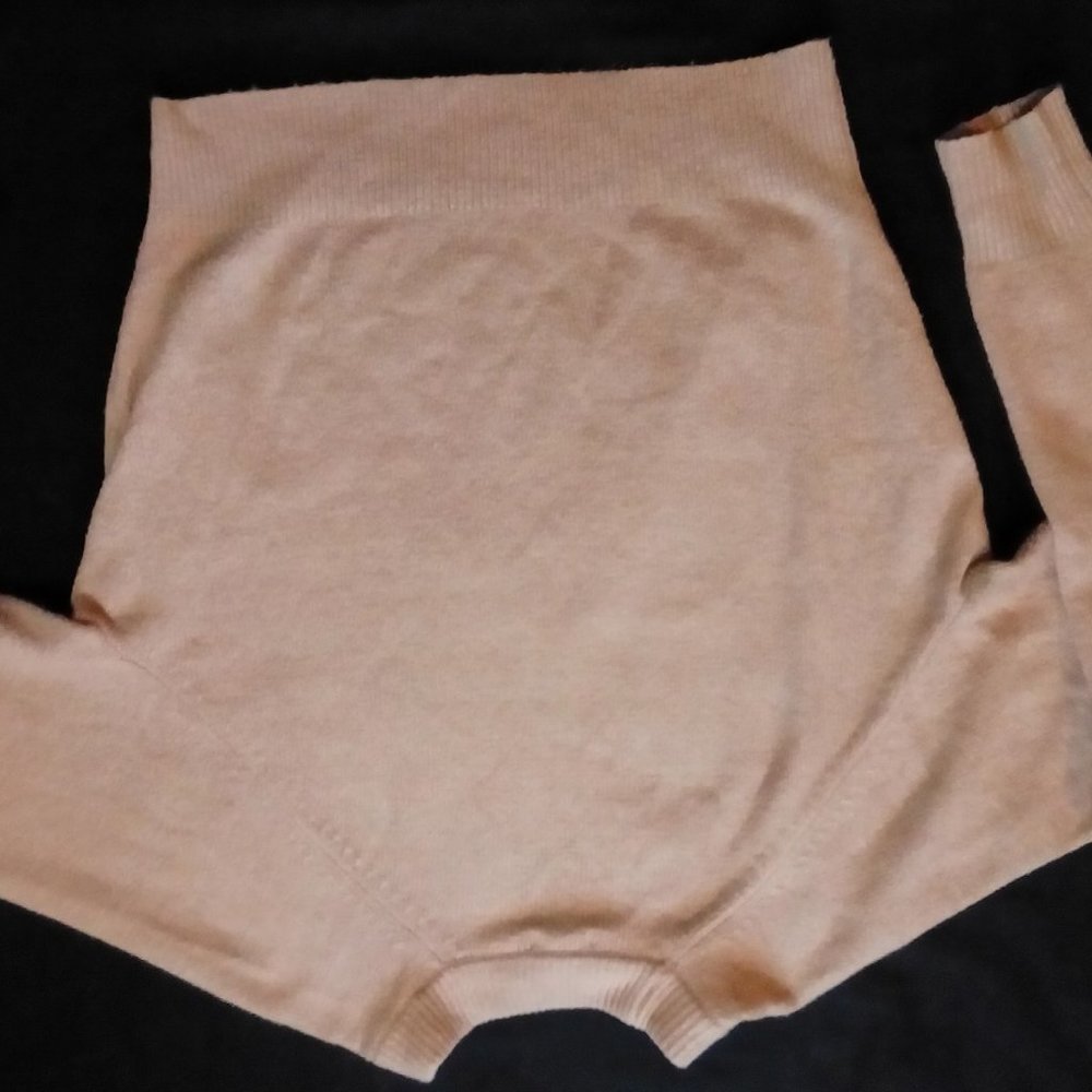 BP. Crewneck Raglan Pullover - Picture 3 of 7
